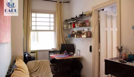 Apartamento no Condomínio Edifício J Moreira - Centro Histórico de Sp