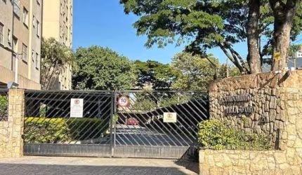 Apartamento no Condomínio Conjunto Bresser IV - Brás