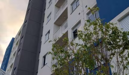 - Apartamento no Condomínio Top Life Granja Vianna