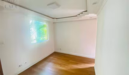 - Apartamento no Condomínio Cotia Verde I
