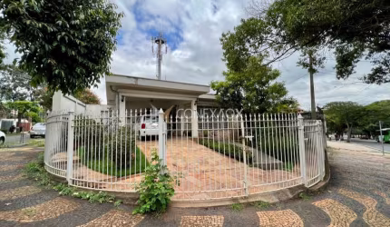 Casa com 3 quartos à venda na Avenida Brasil, 2245, Jardim Chapadão, Campinas, 191 m2 por R$ 1.050.000