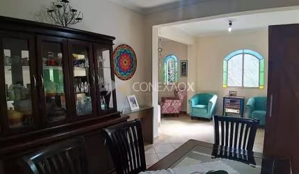Casa com 5 quartos à venda na Rua Sebastião da Rocha Pita, 290, Jardim Santa Genebra, Campinas, 240 m2 por R$ 940.000