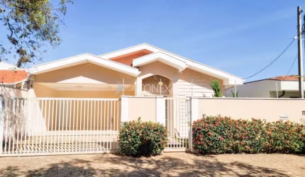 Casa com 2 quartos à venda na Rua Doutor João Alves dos Santos, 1121, Jardim das Paineiras, Campinas, 210 m2 por R$ 920.000