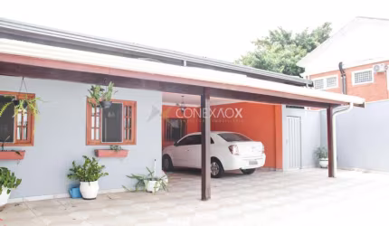 Casa com 4 quartos à venda na Rua Doutor João Alves dos Santos, 193., Jardim das Paineiras, Campinas, 451 m2 por R$ 1.200.000