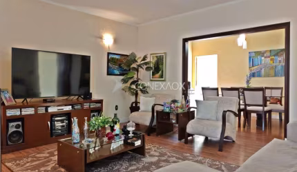 Casa com 3 quartos à venda na Rua Professor Nicolau Marchini, 226, Parque São Quirino, Campinas, 179 m2 por R$ 750.000