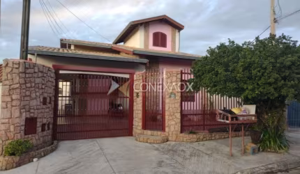 Casa com 5 quartos à venda na Alameda Carlos de Carvalho Vieira Braga, Parque das Colinas, Valinhos, 365 m2 por R$ 800.000