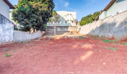 Terreno à venda na Rua Amélia Maria de Paula Venturini, 196, Parque das Universidades, Campinas por R$ 375.000