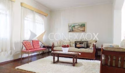 Casa com 4 quartos à venda na Rua Tomé de Sousa, 35, Vila Nogueira, Campinas, 270 m2 por R$ 840.000