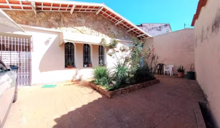 Casa com 3 quartos à venda na Rua Padre João Francisco de Azevedo, 322, Jardim Bela Vista, Campinas, 150 m2 por R$ 700.000
