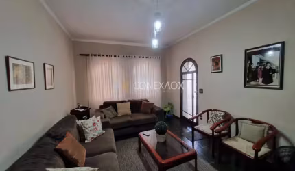 Casa com 6 quartos à venda na Rua Otávio Neto, 332, Jardim Aurélia, Campinas, 262 m2 por R$ 750.000