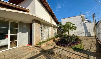 Casa com 3 quartos à venda na Rua Doutor Cândido Gomide, 465, Jardim Guanabara, Campinas, 200 m2 por R$ 1.200.000