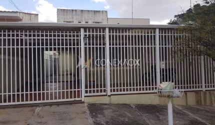 Casa com 4 quartos à venda na Rua Doutor Azael Lobo, 20, Jardim de Itapoan, Paulínia, 207 m2 por R$ 790.000