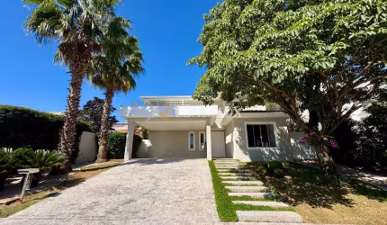 Casa em condomínio fechado com 4 quartos para alugar na Rua José Decourt Homem de Mello, s/n, Barão Geraldo, Campinas, 360 m2 por R$ 13.000