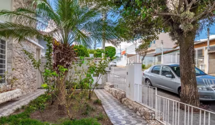 Casa com 3 quartos à venda na Rua Iboti, 60, Jardim Leonor, Campinas, 178 m2 por R$ 750.000