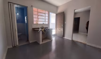 Casa com 1 quarto para alugar na Rua Dona Rosa de Gusmão, 782A, Jardim Guanabara, Campinas, 45 m2 por R$ 1.800