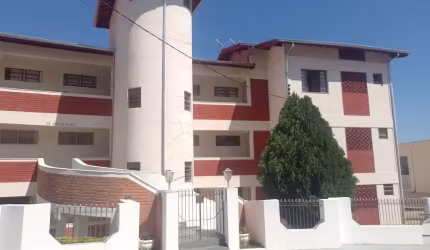 Encantador Apartamento de 2 Dormitórios com Vista para as Montanhas – Próximo ao Centro de Águas de Lindóia