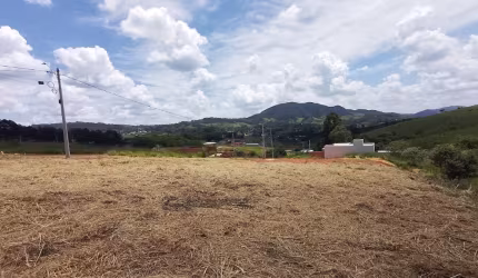 Lindo lote em Aguas de Lindóia com 250m² com vista para as montanhas.