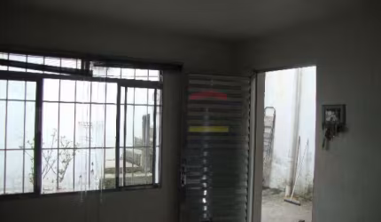 Casa térrea  no Jardim Tremembé