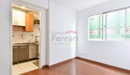 Apartamento  na Liberdade, 2 quartos , 1 vaga,  5 Min do metrô  Sé .