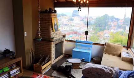 Sobrado 3 dormitórios, 1 suíte, 3 vagas, 256m2 na Vila  Irmãos Arnoni.