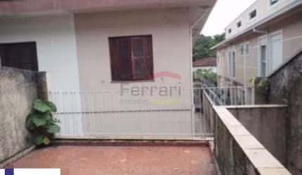 Sobrado á venda no Tremembé - 3 dormitórios e duas vagas.