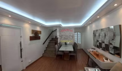 Sobrado na Vila Mazzei 3 dormitórios, 4 vagas, próximo ao metrô Tucuruvi.