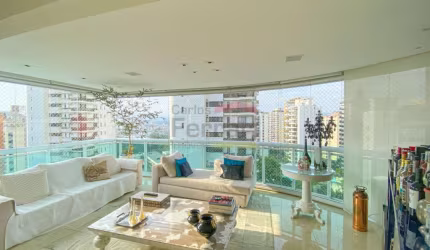 Santana, apartamento alto padrão com 03 amplas suítes com closet, 05 vagas à Venda, 228 metros