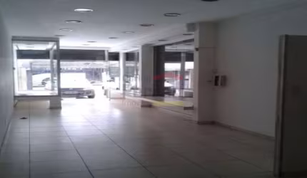 Prédio comercial  próximo ao Metro Santana. Ótima localização