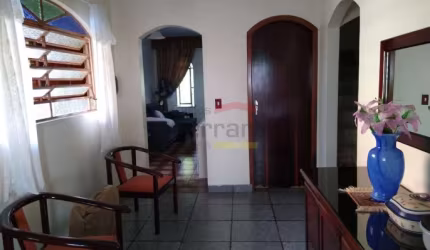 Sobrado a venda, Vila Amália, 03 dormitórios, 01 suíte, 03 vagas