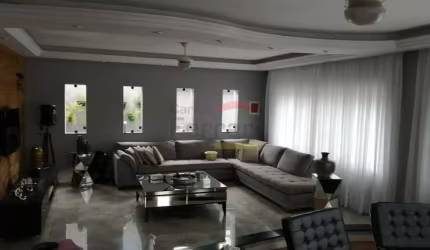 Casa Térrea com piscina - estuda permuta