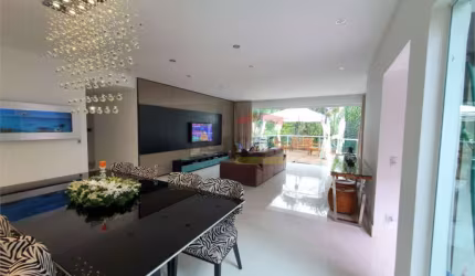 Casa Térrea Tremembé - 500m² - 03 suítes e 10 vagas