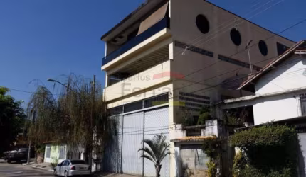 PRÉDIO COMERCIAL COM 4 PAVIMENTOS - Próximo ao Hipermercado Andorinhas
