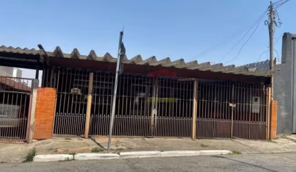 Casa Térrea  com 2 quartos, 4 Vagas - no Tremembé - Zona Norte