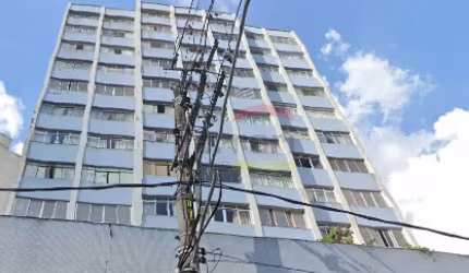 Apartamento  amplo de 70m² - Aclimação