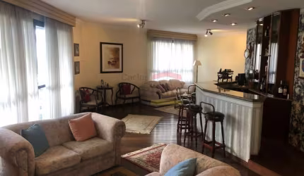 Apartamento à venda 5 dormitórios, 3 suítes, 4 vagas, 270m2 Bairro Santa Terezinha