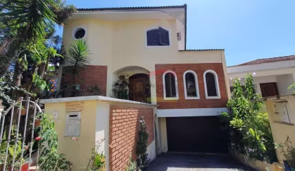 Sobrado no Tucuruvi, com 4 quartos, 4 vagas, próximo ao TriMais Places
