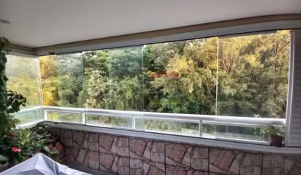 Apartamento com 02 Dormitórios suite Varanda Gourmet -  Rua  da Independência