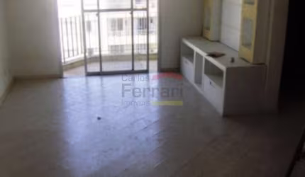 Apartamento Vila Amélia com sacada