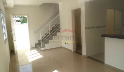 SOBRADO PRÓXIMO DA AVENIDA IMIRIM, CONTENDO 2 SUÍTES, 2 VAGAS
