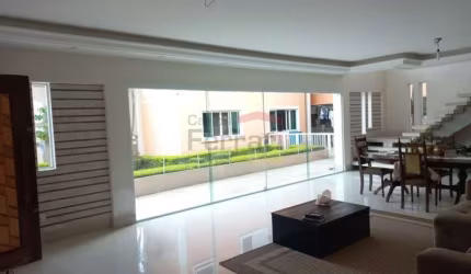 Sobrado semi novo á venda - Localizado próximo a avenida Braz Leme
