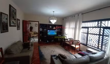 CASA Á VENDA NA VILA CONSTANÇA