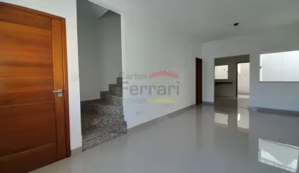 Sobrado novo para venda no Jardim Tremembé- 3 quartos e 2 vagas de garagem - Aceita permuta