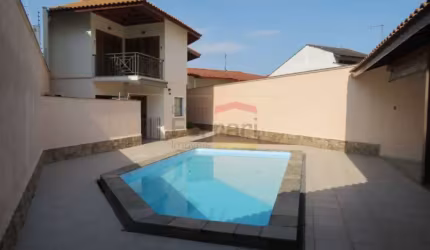 Sobrado no Jardim França, 4 suítes, piscina, 8 vagas de garagem, 480 metros uteis