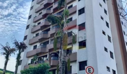 Cobertura Duplex com 4 Dormitórios, sendo 3 Suítes, 3 Vagas, à Venda, 291 m² por R$ 2.200.000