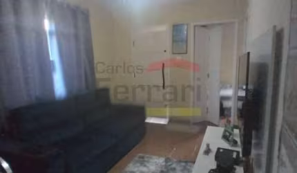 Casa Térrea - Viela - Próximo da Avenida Guapira