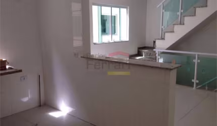 Sobrado condominio 2 dormitorios 1 suite 2 vagas horto florestal
