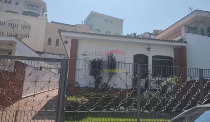 Casa térrea no Jardim França, 3 dormitórios, 1 suíte, 5 vagas