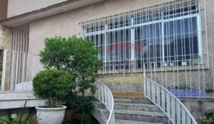 Sobrado 5 dormitórios, 2 suítes, 4 vagas, 360m2 na Parada Inglesa.