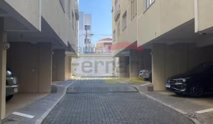 Sobrado mobiliado e decorado em condomínio fechado, por R$780 Mil, V. Gustavo,