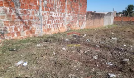 Terreno  Cidade  de  Lins